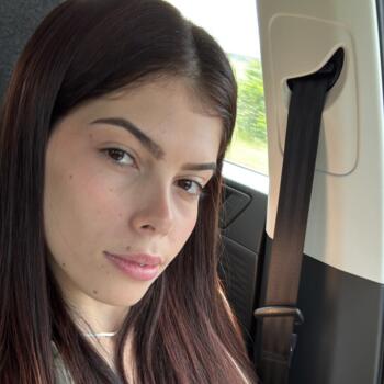 Babysitter in Barra Velha: Aline