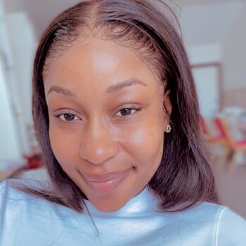 Babysitter in Amiens: Aliana