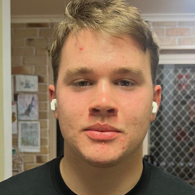 Babysitter in Port Macquarie: Joshua