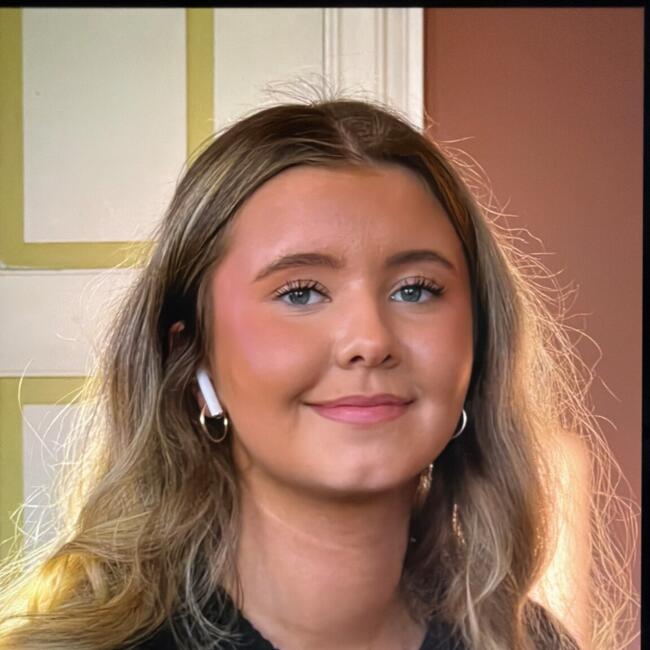 Babysitter in Arendal: Emilie