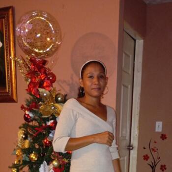 Babysitter in Río Grande: Angie