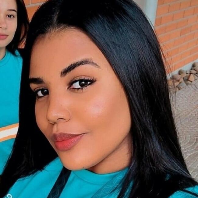 Babysitter in Blumenau: Ingrid