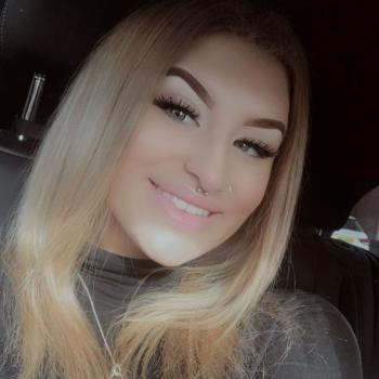 Babysitter Ashton-under-Lyne: Mia