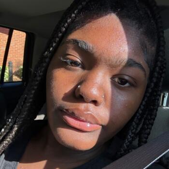 Babysitter in Greensboro: Angel