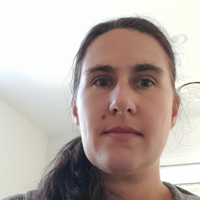 Babysitter in Christchurch: Kristen