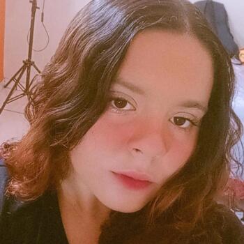 Babysitter in Montes Claros: Alice