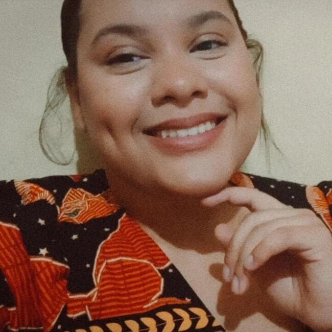 Babysitter in Macaé: Isabelly