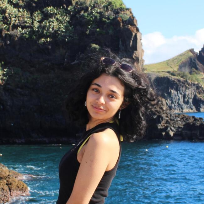 Babysitter in Aveiro: Mariana