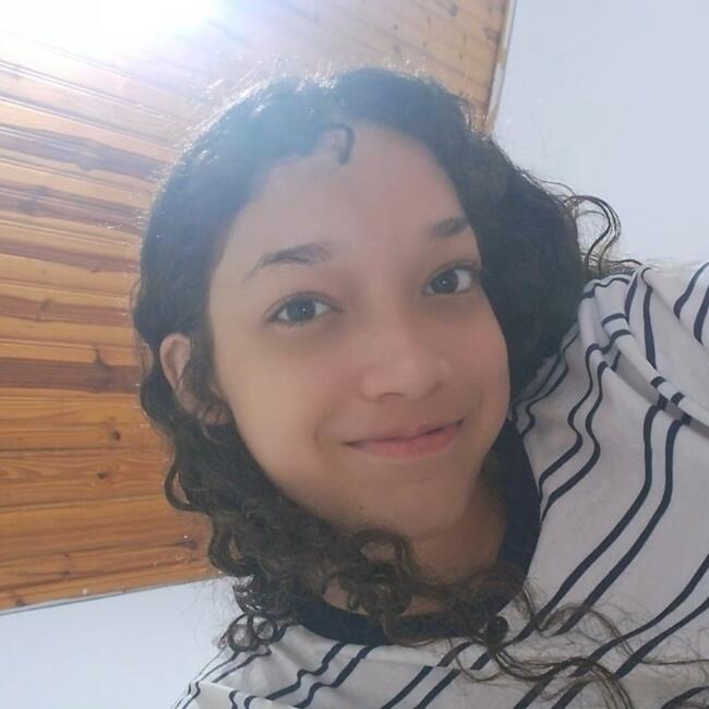 Babysitter in Catalão: Bruna