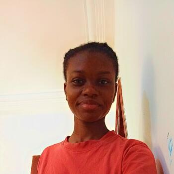 Babysitter in Abidjan: Evodie