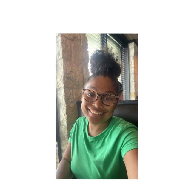 Babysitter in Houston: Ebony