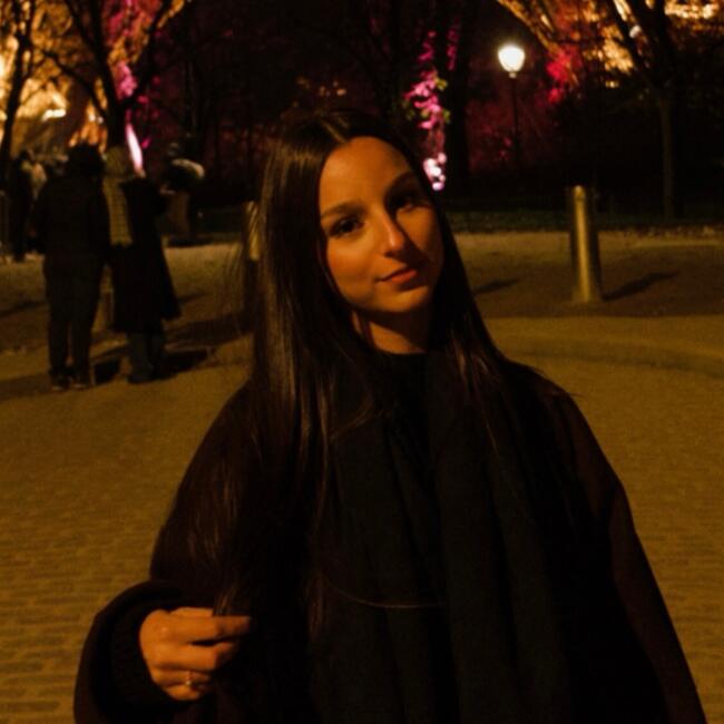 Babysitter em Vila Verde: Tatiana