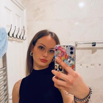 Babysitter in Ilford: Ángela