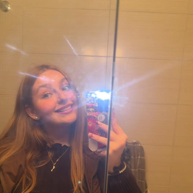 Babysitter in Staten Island: Angel