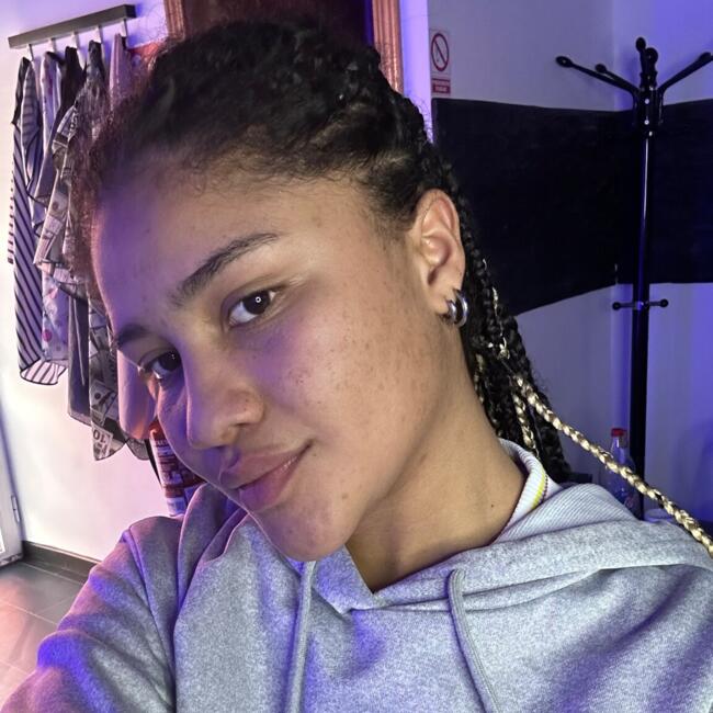 Canguro en Alcorcón: Litzy