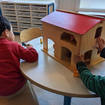 Job de garde d'enfants à Issy-les-Moulineaux: job de garde d'enfants Van
