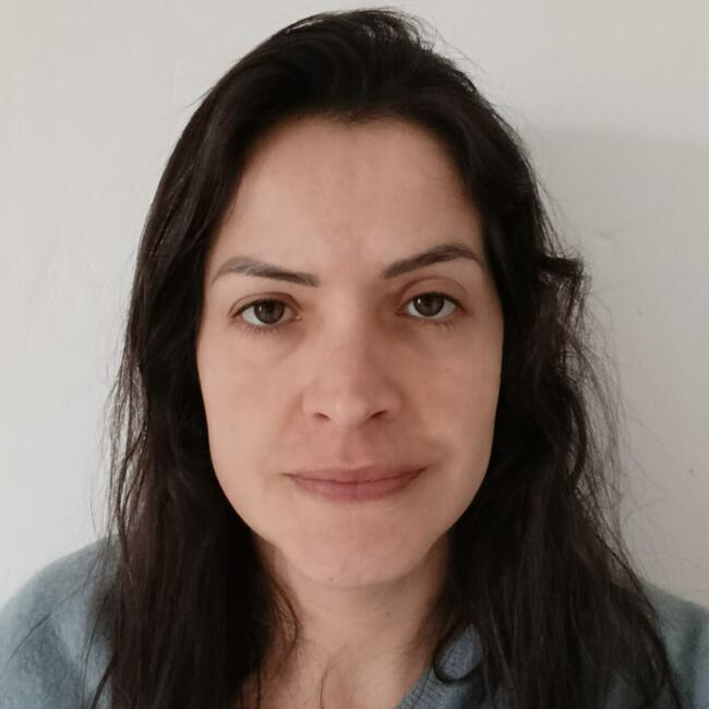 Babysitter in Osasco: Edna