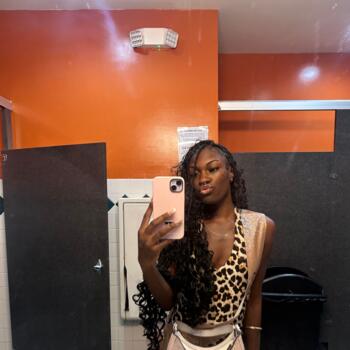 Babysitter in Alexandria: Ivee