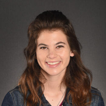 Babysitter in Overland Park: Hailey