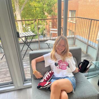 Babysitter in Montreal: Violaine