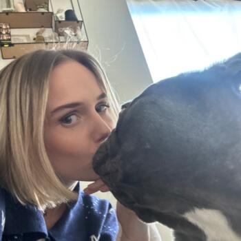 Babysitjob in Hove: Demi