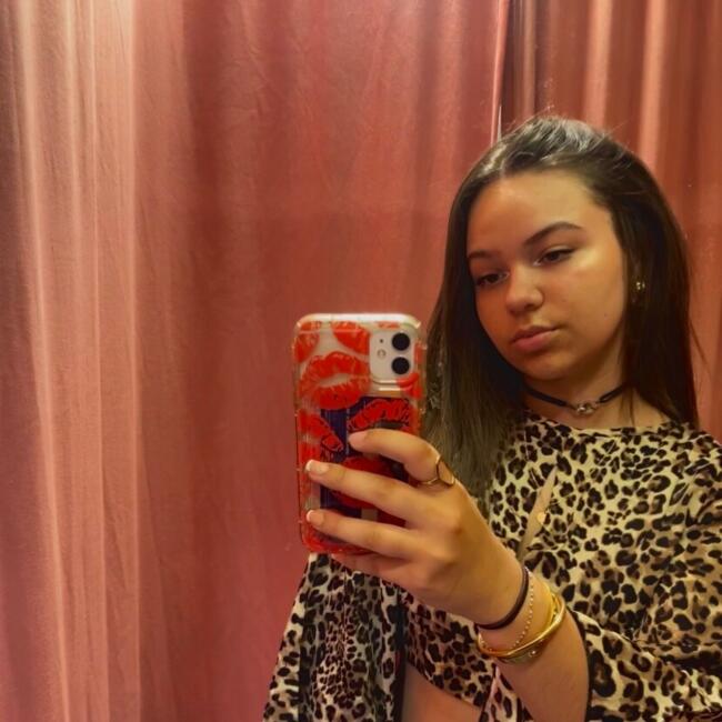 Babysitter in Grenade-sur-l’Adour: Clara