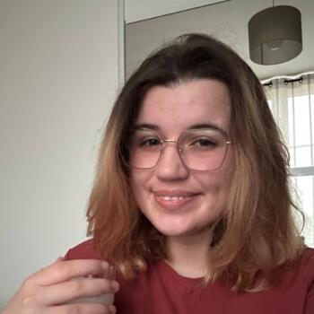 Babysitter in Sainte-Geneviève-des-Bois: Ecaterina