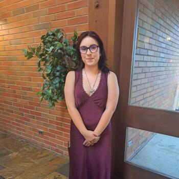 Baby-sitter in Kelowna: Olivia