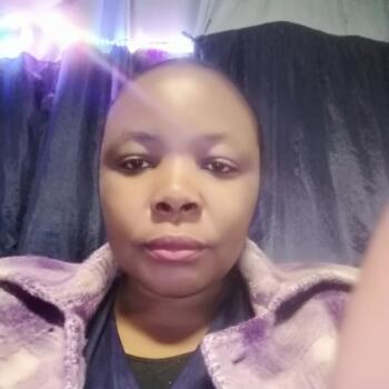 Babysitter in Centurion: Carol