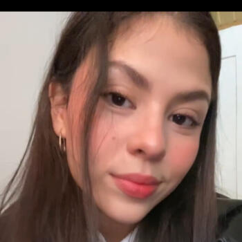 Niñera en Cartago: Valeria