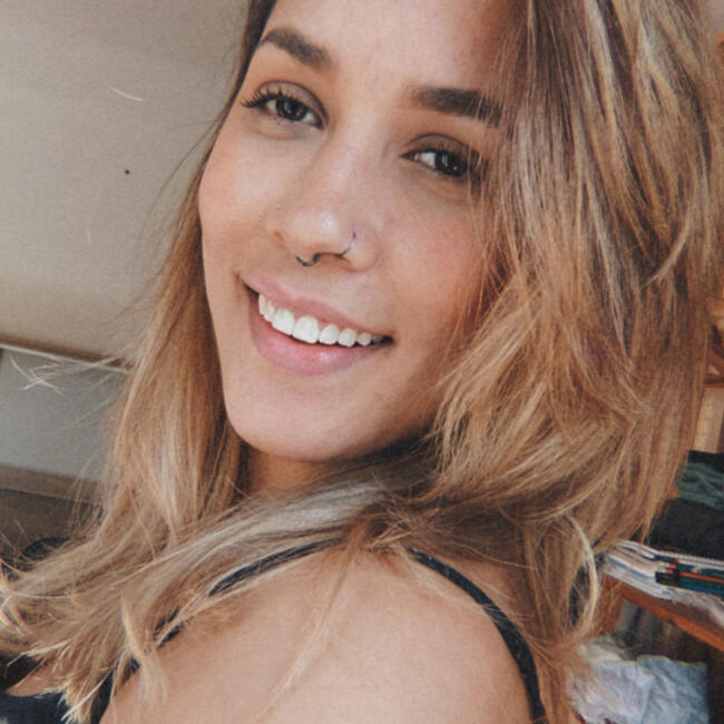 Babysitter in Santa Coloma de Gramenet: Thamires