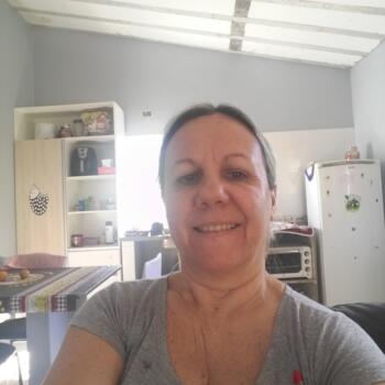Babá em Florianópolis: Nicésia