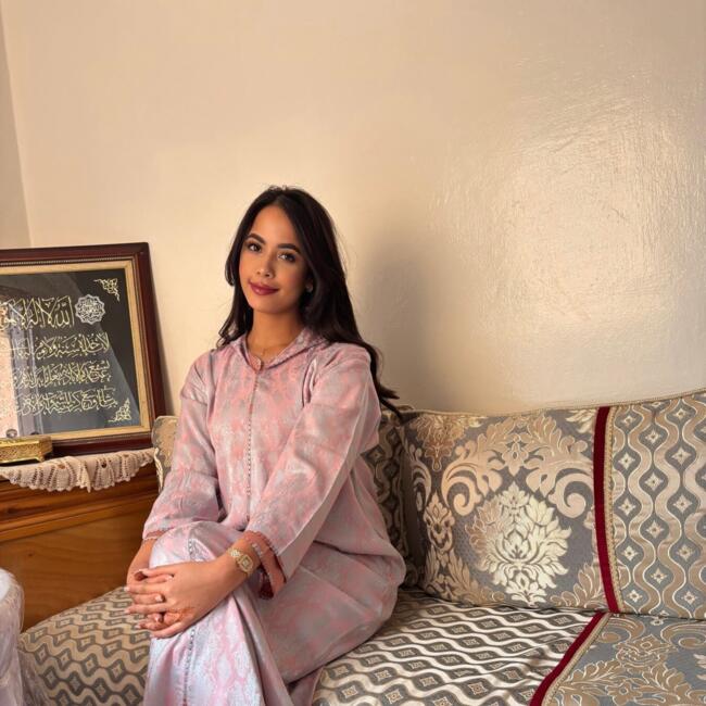 Babysitter in Rabat: Hajar