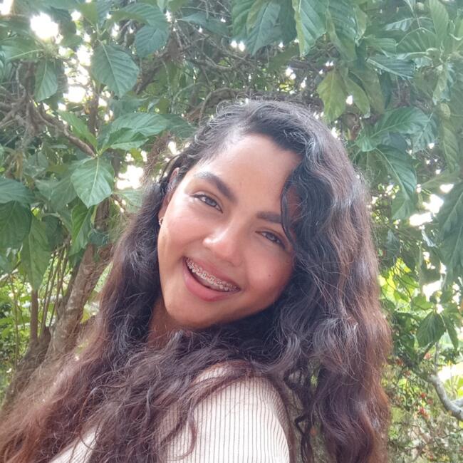 Niñera en Xcanatún: Betz Lorca