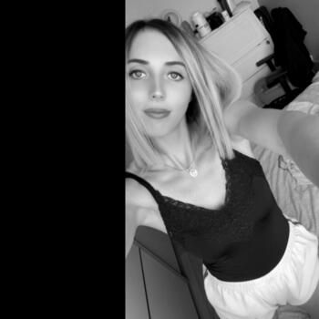 Babysitter in Pibrac: Caroline