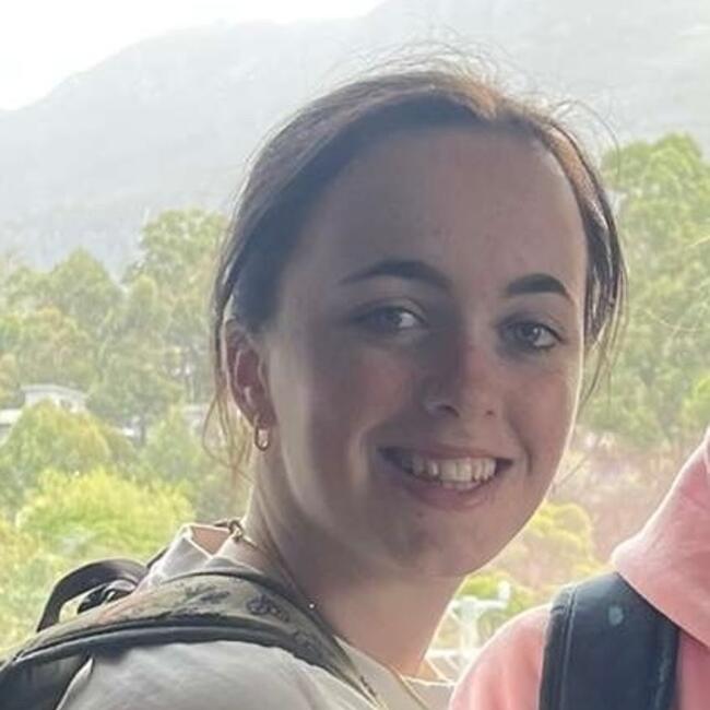 Babysitter in Hobart: Zoe
