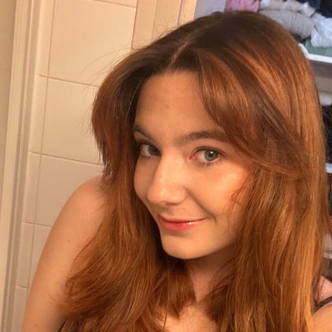 Babysitter in Bourg-en-Bresse: Clara