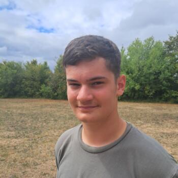 Babysitter in Saint-Michel-sur-Orge: Alexis