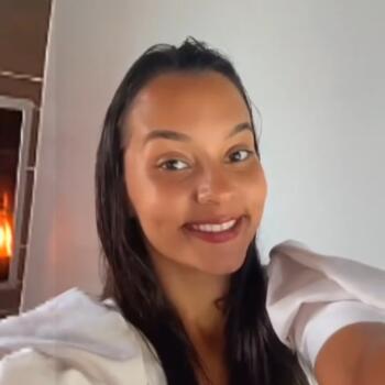 Babysitter in Jatai: Thalita Vieira