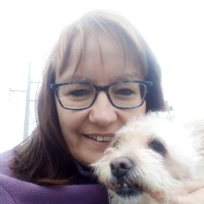 Arlon的保母: Carine