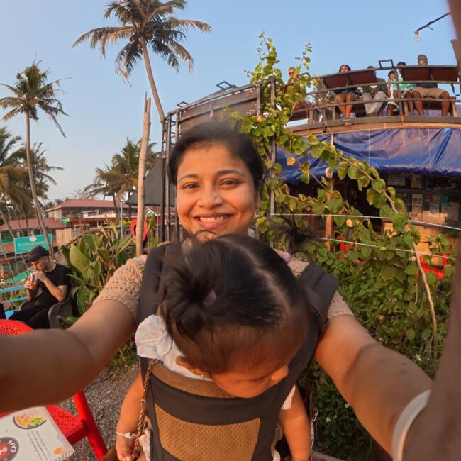 कोच्चि में बेबीसिटिंग की नौकरी: Riha