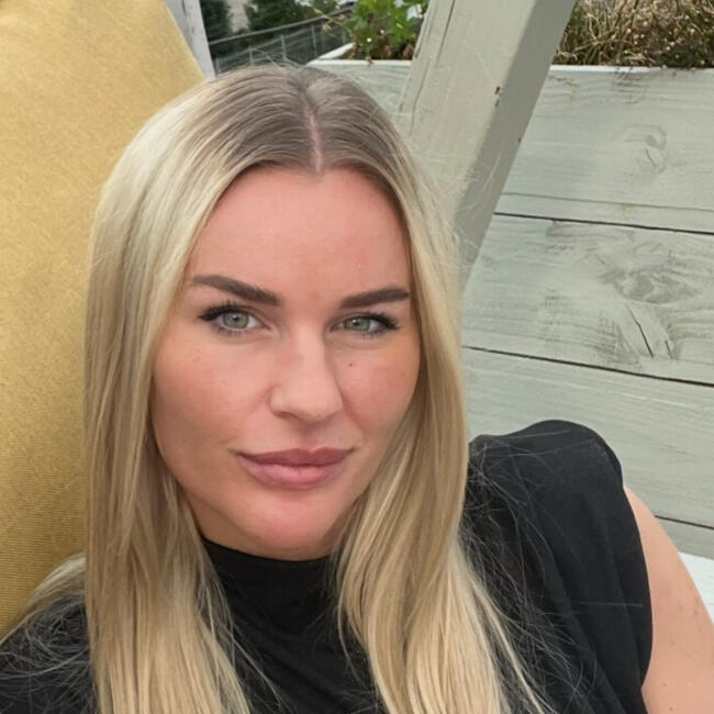 Babysitter in Sint-Niklaas: Eline