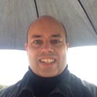 Héctor abascal