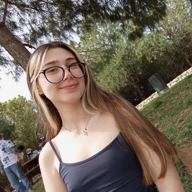 Babysitter in Elda: Judith