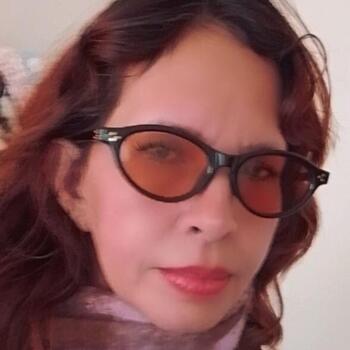 Babysitter in Seixal: Solange