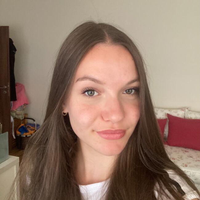 Chůva v Praha: Natálie