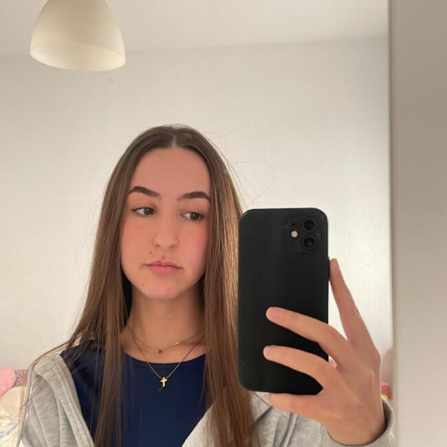 Babysitter in Almendralejo: Lucía