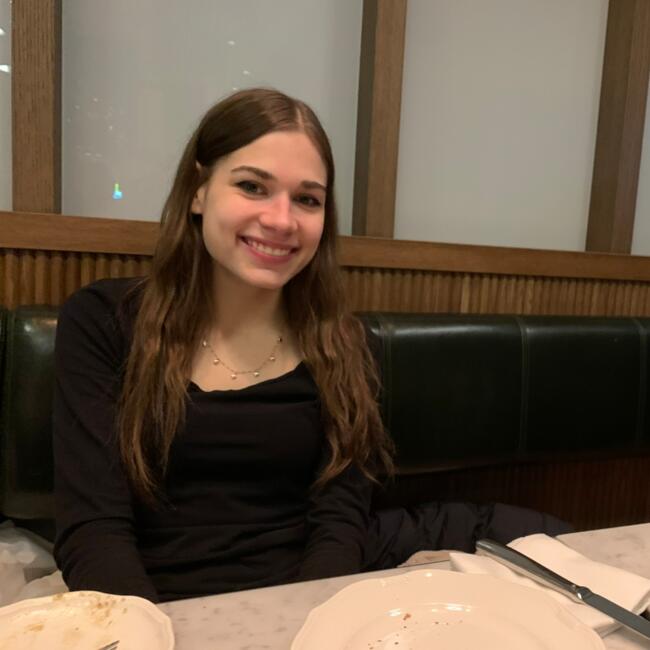 Baby-sitter in Toronto: Cara