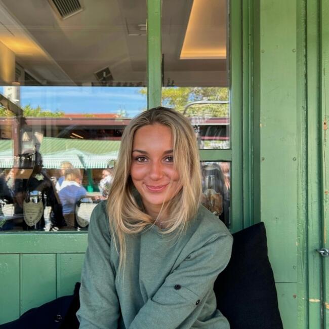 Babysitter in Munich: Pia