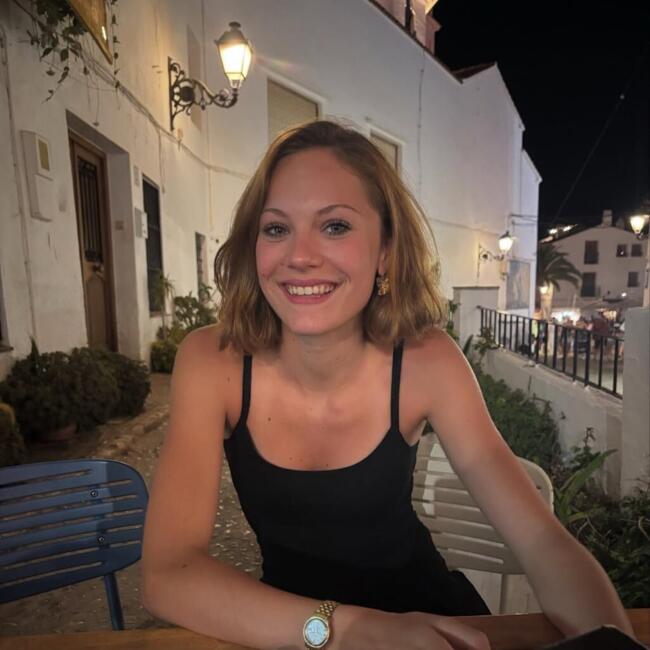 Babysitter in Saint-Pierre-lès-Elbeuf: Sybille